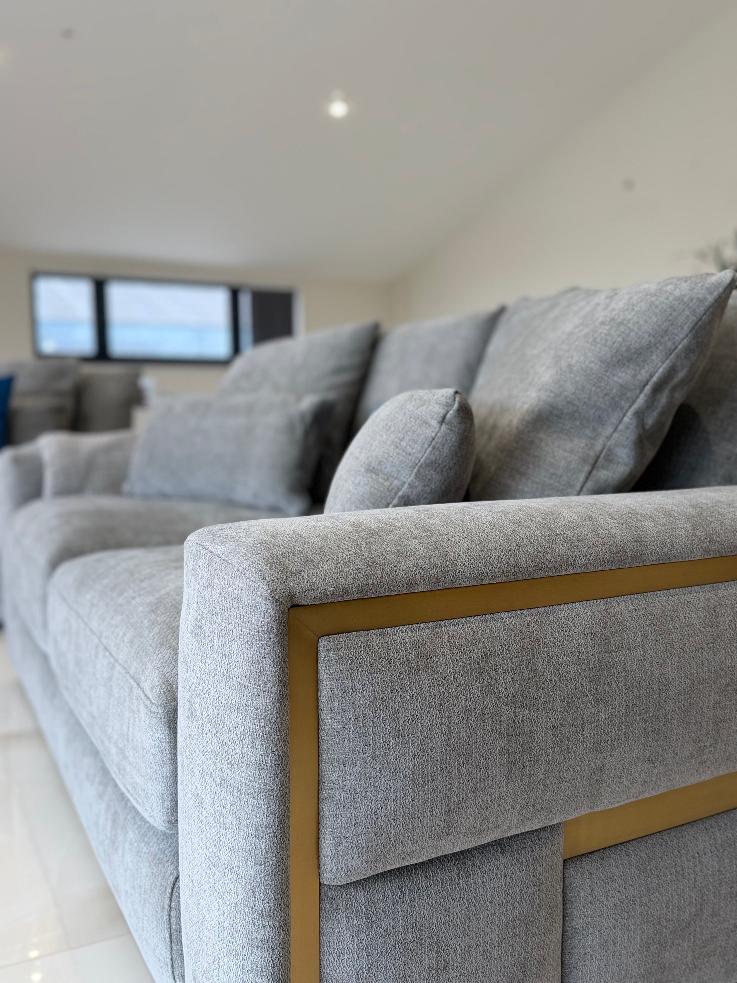 Lexa 2 Seater